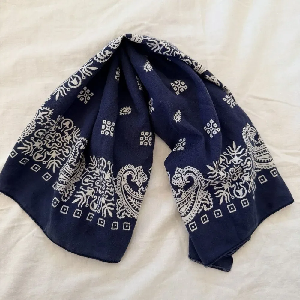 Vintage Paris Accessories Inc Bandana Navy Blue Paisley RN 13960 Made in USA